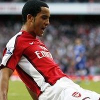 Tak Sulit Menebus Walcott 