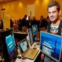 CES 2009 Dinaungi Awan Krisis 