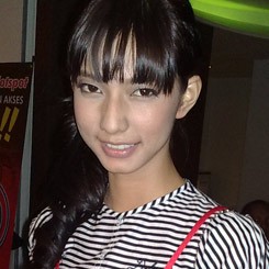 Mengeluh, Nadia Saphira Dilempar Batu Oleh Garin Nugroho