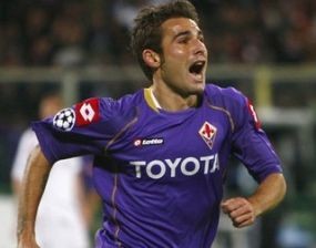 Birthday Boy Mutu Ingin Piala