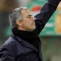 Sepakbola Dalam Film Koboi a la Mourinho