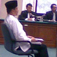 3 Anggota DPR Absen di Sidang Suami Hetty Koes Endang