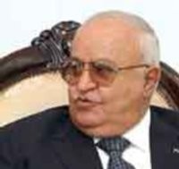 Hujan Deras, Upacara Penyambutan PM Suriah Digelar di Teras Istana