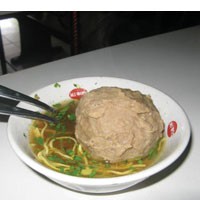 Nikmatnya Bakso Kedanyang Bikin Perut Kenyang