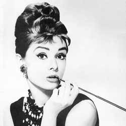 Audrey Hepburn Tetap Jadi Ikon Fesyen
