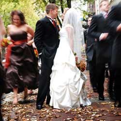 Yuk, Rancang Pernikahan Sederhana Sesuai Budget!