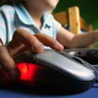 Penjualan Alkohol Pada Anak Merebak di Internet