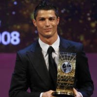 Sudah Lengkap, Ronaldo