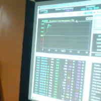 Saham BUMI Kian Terpuruk di Rp 470