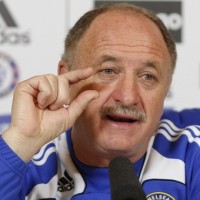 Scolari Nilai Chelsea Belum Siap Juara