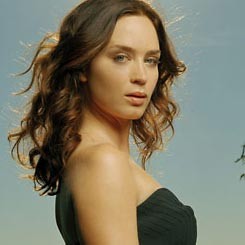 Emily Blunt Jadi Bengis di Iron Man 2