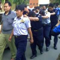 Praktek Pungli Uji Kir Dishub Surabaya Diobrak Polisi