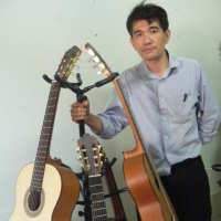 Pak Wen Jadi Pembuat Gitar Karena Salah Jurusan