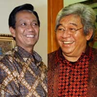  Sultan dan Taufiq Kiemas Bertemu 2 Jam di Yogya