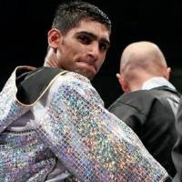 Amir Khan Tantang Barrera