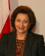 Istri Ahmadinejad Desak First Lady Mesir Turun Tangan Soal Gaza 