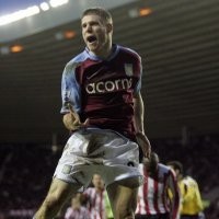 Sepuluh Pemain, Villa dan City Menang