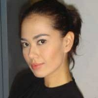 Catherine Wilson Pilih Yang Muat Banyak