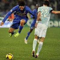 Juve Gagal Sempitkan Jarak dengan Inter