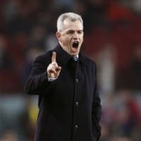 Menunggu Lecutan Kedua Aguirre