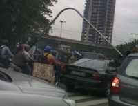 Traffic Light Timpa Sedan, Mandor Galian PLN Diamankan