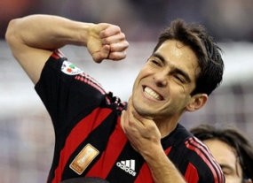 Armani: Jual Milan, Jangan Kaka