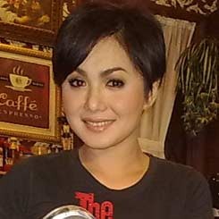 Isu Nikahi Pria Beristri, Yuni Shara Takut Menjanda