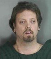 Umbar Aksi Seks via Webcam, Pria Digelandang Polisi