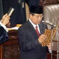 Presiden Tak Perlu Hafal Sumpah, Tapi Perlu Alat Ukur Janji