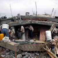 Meski Diancam Israel, Warga Palestina Tetap Benahi Terowongan