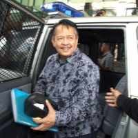 KY Kirim Surat Pemberhentian Irawady Joenoes pada Presiden Januari