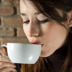 Awas, Kebanyakan Kafein Sebabkan Halusinasi!