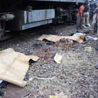 2 Tewas, 7 Penumpang Luka dan 1 Orang Masih Terjepit