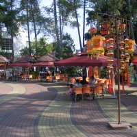 Rayakan Imlek di Cihampelas Walk  