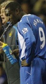 Wigan Lepas Heskey ke Villa 