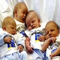 Wow! Wanita AS Lahirkan Bayi Kembar 8