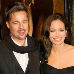 Jolie-Pitt Sewa Rumah Dengan 12 Kamar Mandi