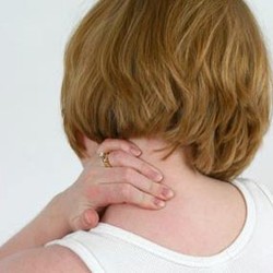 Hilangkan Stres Dengan Terapi Pijat Sendiri