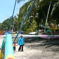 Pengunjung Sepi, Pengusaha Perahu Meradang