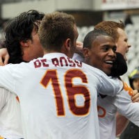 Tunjukkan Taringmu Lagi, Roma!