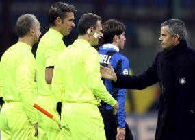 Ada Apa Lagi dengan Wasit Italia?