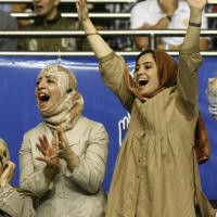 Sanksi Buat Laga Pria vs Wanita di Iran 