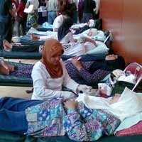 Ratusan Warga Jakarta Donor Darah untuk Palestina