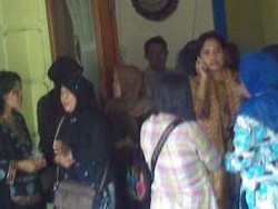 Duka Selimuti Kediaman Korban Heli Terguling 