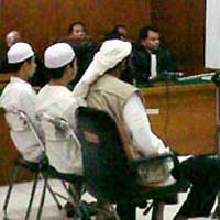 Teroris Palembang Tetap Disidang di Jakarta