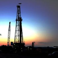 Cadangan Minyak Bumi di Indonesia Menipis