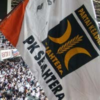 Vis a Vis SBY-Mega Menguat, PKS Siap Inisiasi Poros Alternatif 