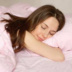 Mau Tidur Nyenyak? Menikah Saja!