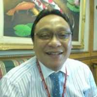 Menjaga Bank Century Tetap Berdiri