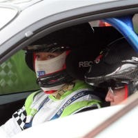 Rizal Juara, Tommy Tetap Memimpin